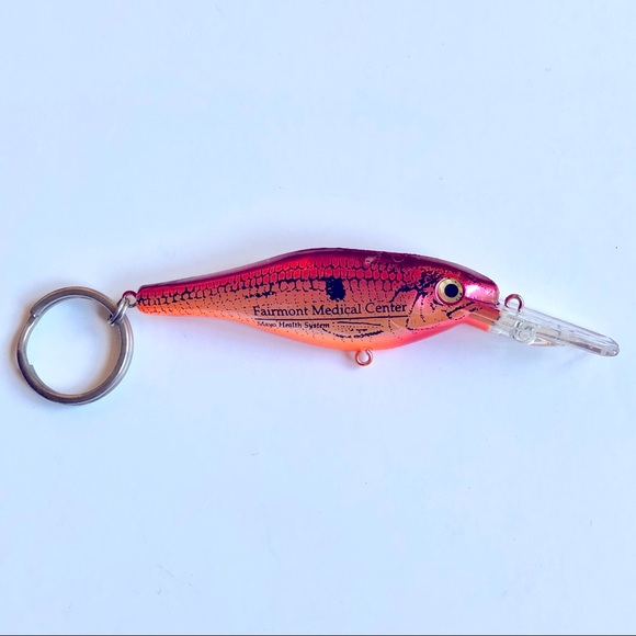 3/$15 NEW Fishing Lure Tackle Keychain Jigging Rattle UNISEX, 1 Keychain NWOT - Picture 1 of 11